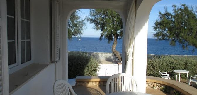 porche con muebles-si