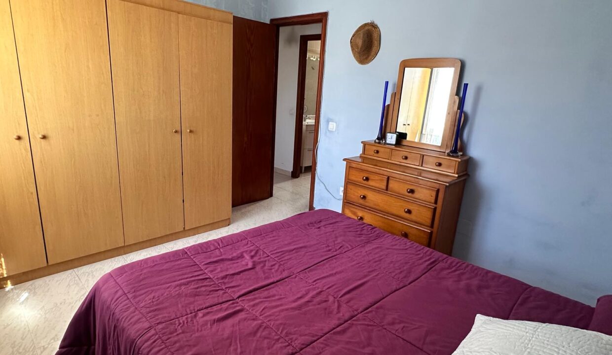 dormitorio principal otro ángulo